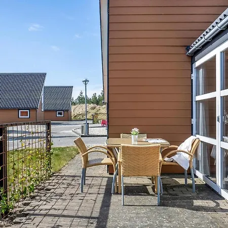 Holiday home 2 Bedroom Awesome In Hadsund